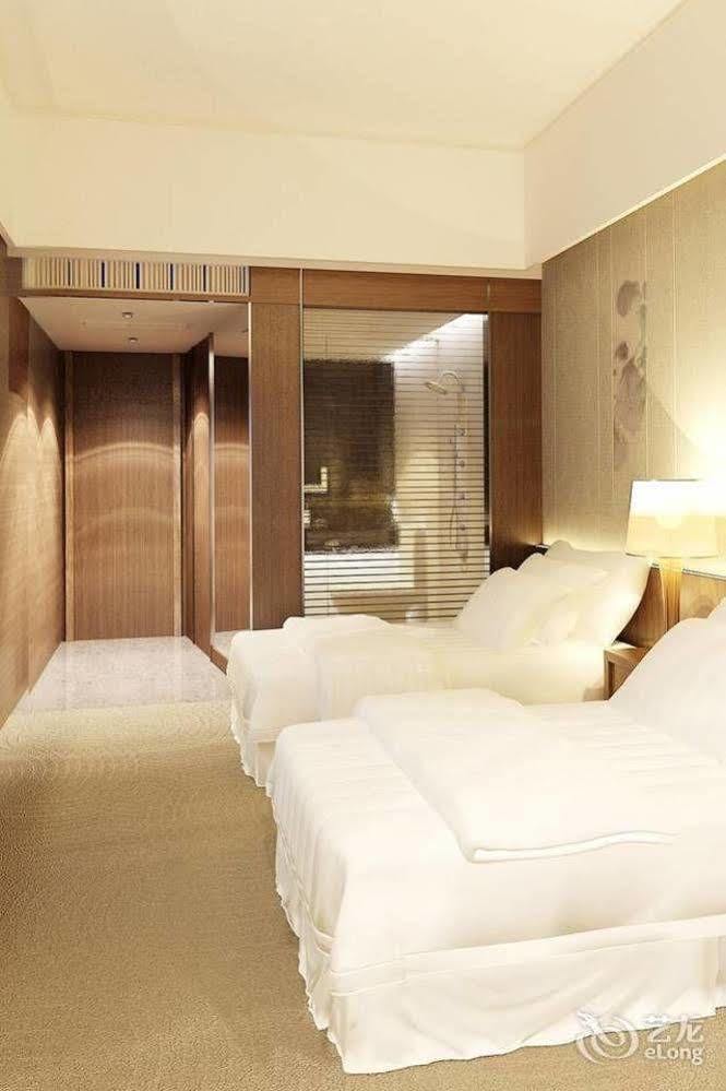 Fortune Century Hotel Чжухай Экстерьер фото